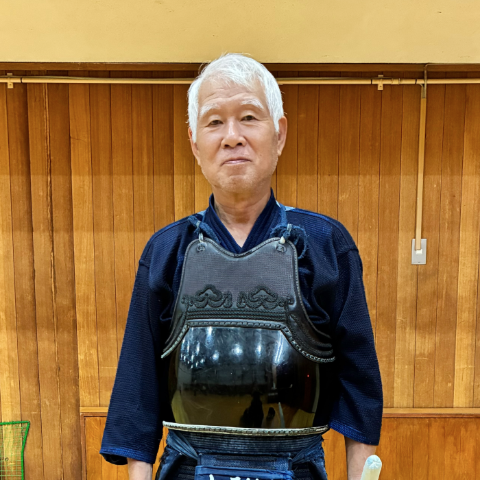 六段（剣道歴55年）堺 祥郎